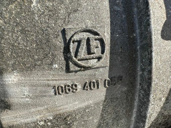 E90 BMW 320D MANUAL GEARBOX......P6G25 377236317