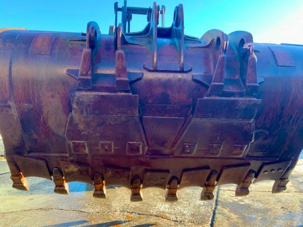 Shovel WHEELED LOADER SPADE NOSE BUCKET 377236434