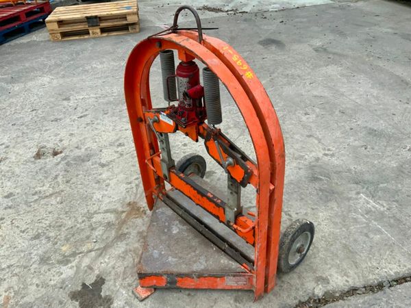 RED BANK MASONARY GUILLOTINE........695-1. 377236877