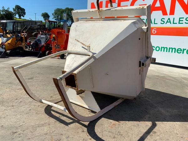 SECATOL 1500lts CONCRETE POURING SKIP.....3664 377236802