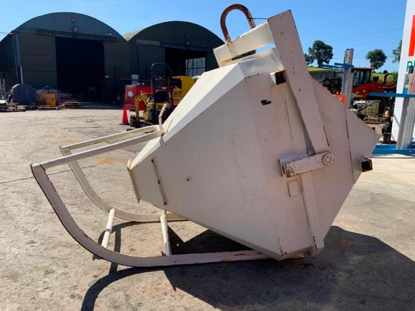 SECATOL 1500lts CONCRETE POURING SKIP.....3664 377236803