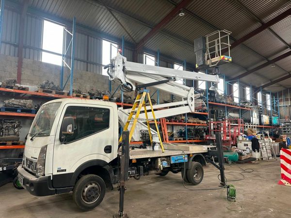 Nissan Cabstar Cherry picker boom lift access lift 377236810
