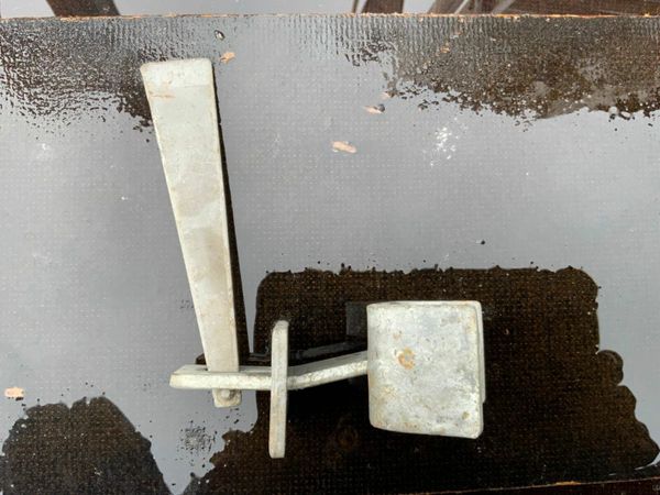 FORMWORK / SHUTTERING WEDGE CLAMPS. 377236943