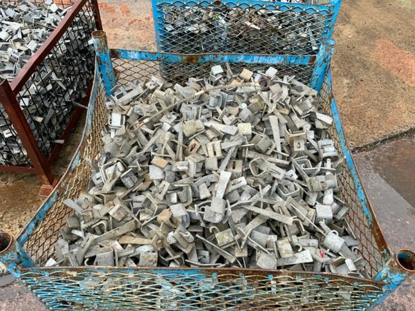 FORMWORK / SHUTTERING WEDGE CLAMPS. 377236949