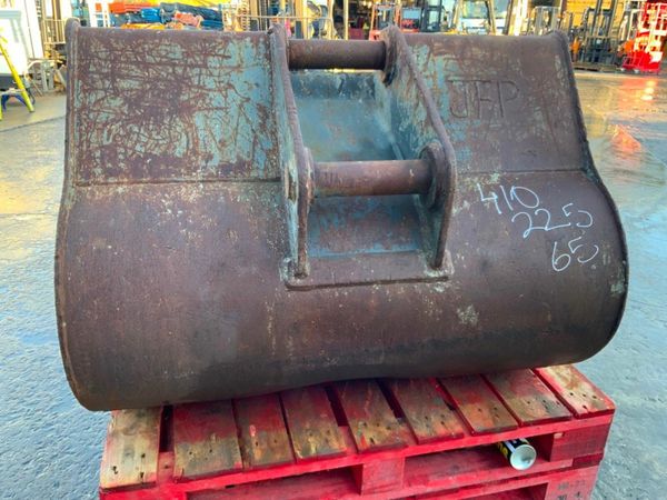 48" SCOOP TYPE BUCKET........65mm.......#JFP 377236970