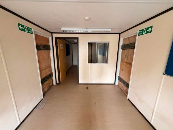 32 x 10 THREE ROOM SITE OFFICE CABIN.....876T 377236988