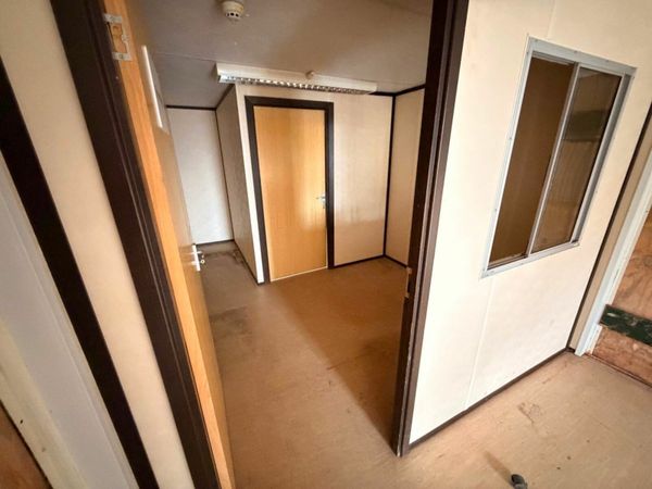 32 x 10 THREE ROOM SITE OFFICE CABIN.....876T 377236989