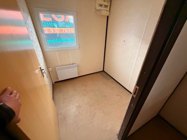 32 x 10 THREE ROOM SITE OFFICE CABIN.....876T 377236992