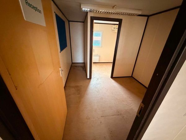 32 x 10 THREE ROOM SITE OFFICE CABIN.....876T 377236995