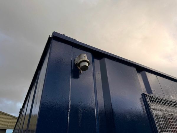 32 x 10 THREE ROOM SITE OFFICE CABIN.....876T 377237000