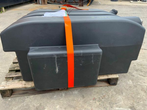 POWERSCREEN CRUSHER DIESEL TANK..1526k. 377237010