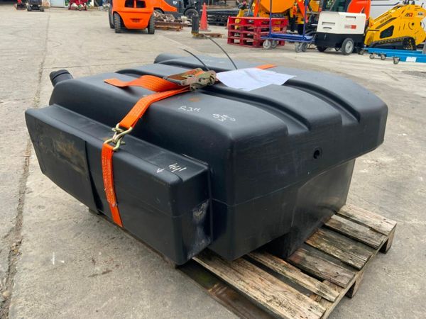 POWERSCREEN CRUSHER DIESEL TANK..1526k. 377237018