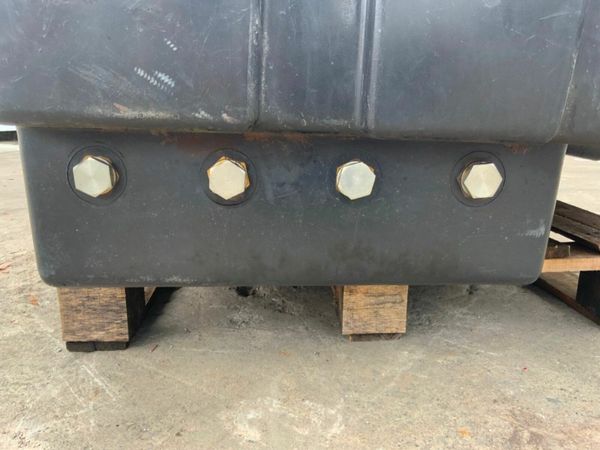 POWERSCREEN CRUSHER DIESEL TANK..1526k. 377237025