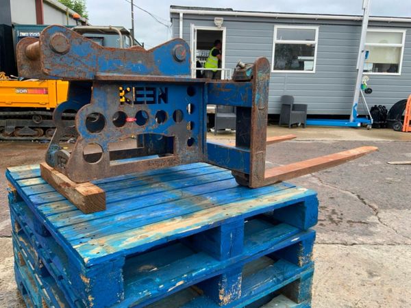 ENGCON S60 HITCH....PALLET FORKS......3396 377237155