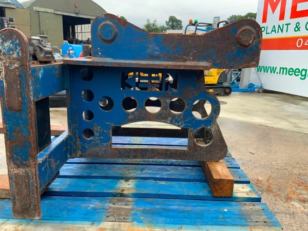 ENGCON S60 HITCH....PALLET FORKS......3396 377237162