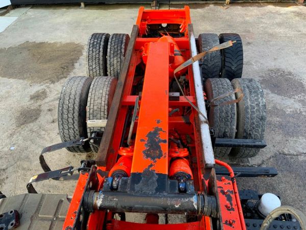 Volvo FM VERSION 4 FMX TIPPER PARTS / SPARES. 377237181