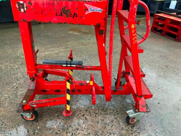 QUICK STEP POP UP ACCESS PLATFORM.....4755. 377237126