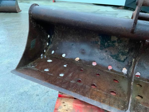 50" GEITH GRADING BUCKET.......45mm PINS.......675 377237286