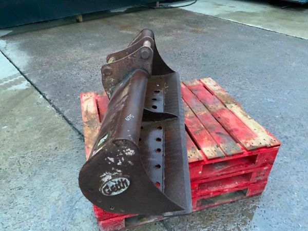 50" GEITH GRADING BUCKET.......45mm PINS.......675 377237287