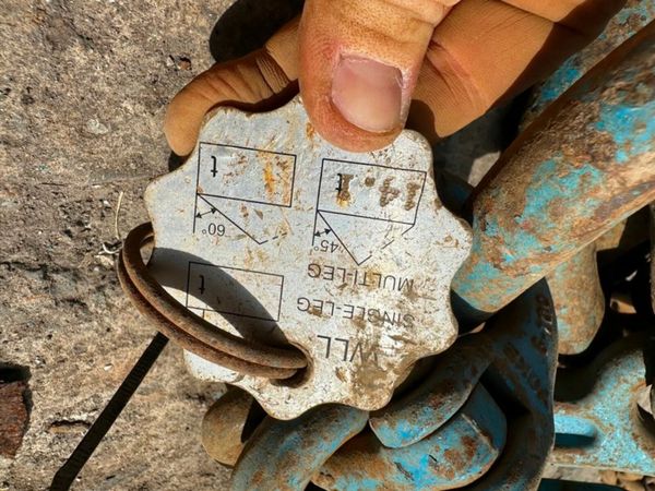 7.5 Metre ...14.1 ton ...lifting chains 4 LEG .... 377237218