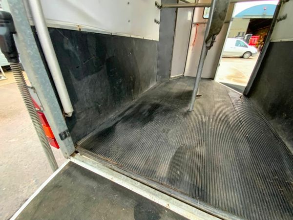 IFOR WILLIAMS HB505r DOUBLE HORSE BOX....1661. 377237336