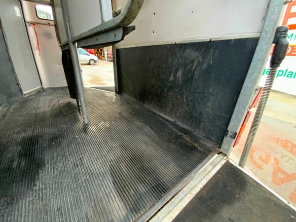 IFOR WILLIAMS HB505r DOUBLE HORSE BOX....1661. 377237339