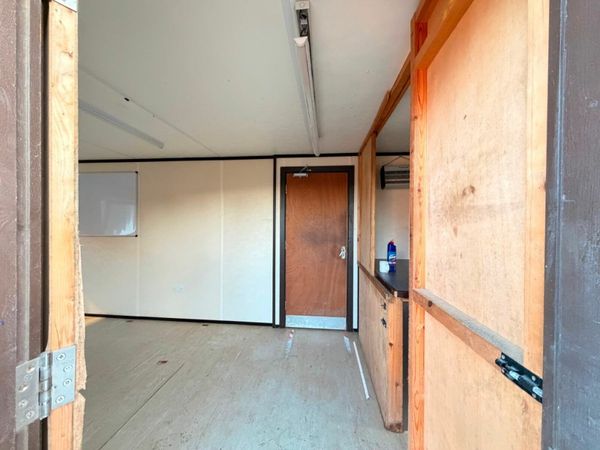 32 X 10 FULL INDUSTRIAL KITCHEN SPEC CANTEEN 377237442