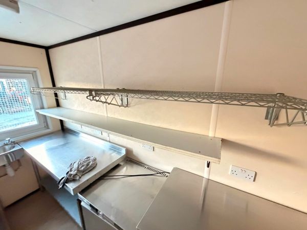 32 X 10 FULL INDUSTRIAL KITCHEN SPEC CANTEEN 377237463