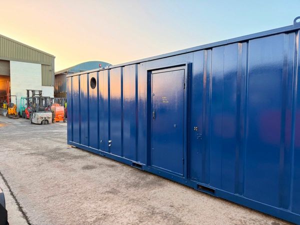 32 X 10 FULL INDUSTRIAL KITCHEN SPEC CANTEEN 377237435