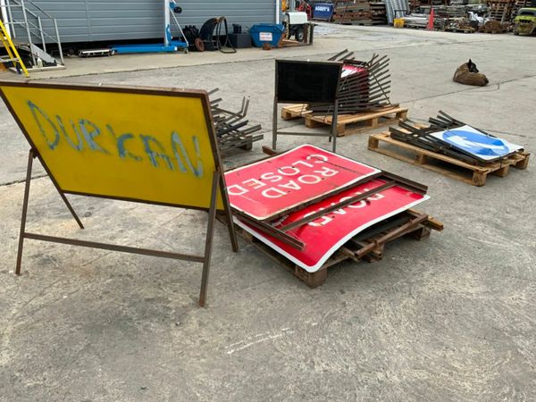 FOLDING ROAD SIGNS.....ASSORTED SIGNAGE. 377237556