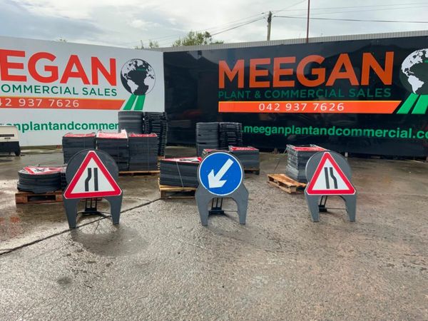 MELBA SWINTEX PLASTIC ROAD WORK SIGNS. 377237567