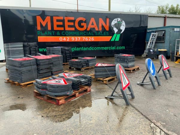 MELBA SWINTEX PLASTIC ROAD WORK SIGNS. 377237568