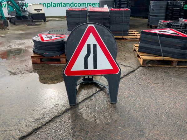 MELBA SWINTEX PLASTIC ROAD WORK SIGNS. 377237577