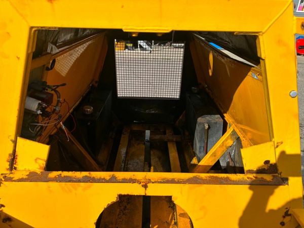 Shelter frame generator, pump etc 377237601