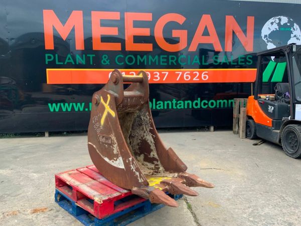 24" EUROFAB DIGGING BUCKET.....80mm PINS...1429t. 377237711