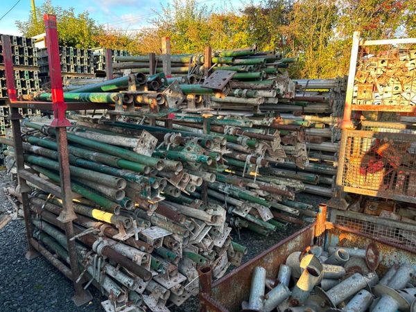 ACRO PROPS...... 187 C 377237850