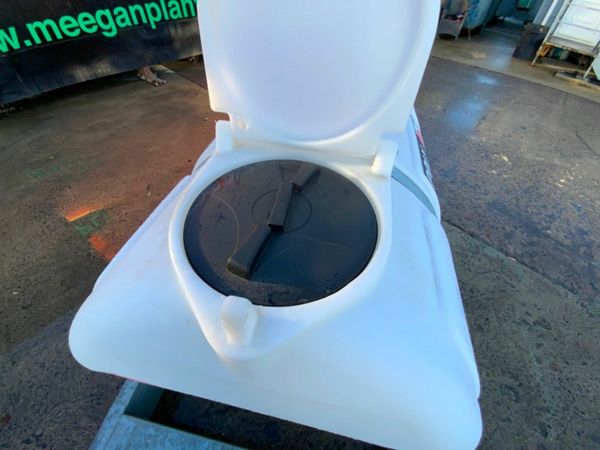 UNUSED 2000lt WESTERN WATER BOWSER.....1311 377237886