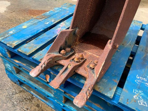 12" DIGGING BUCKET....45mm PINS.......1212t 377237957