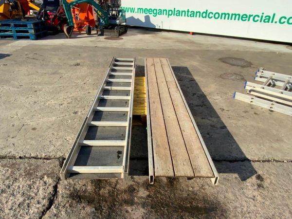 3.0mts x 450mm ALUMINIUM STAGING BOARDS..1229 377237978