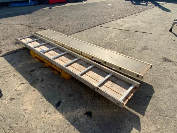 3.0mts x 450mm ALUMINIUM STAGING BOARDS..1229 377237979
