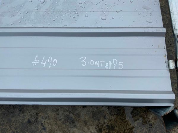 10 ft ..UNUSED CLADDING / ROOF SHEETING.....489. 377238040