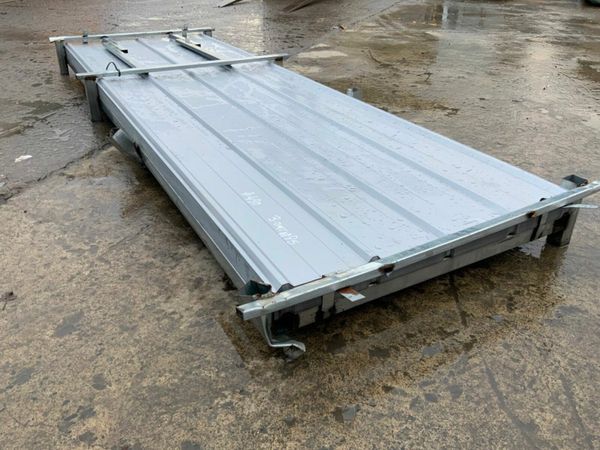 10 ft ..UNUSED CLADDING / ROOF SHEETING.....489. 377238041