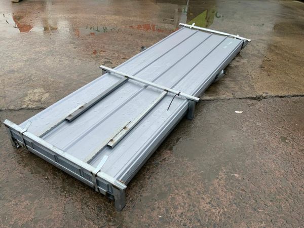 10 ft ..UNUSED CLADDING / ROOF SHEETING.....489. 377238047