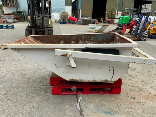 500lts CONQUIP SELF TIPPING BOAT SKIP.....179c. 377238081