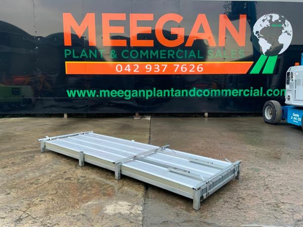 10 ft ..UNUSED CLADDING / ROOF SHEETING.....489. 377238033