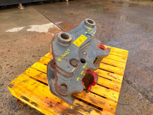 VOLVO QUICK HITCH 70mm + 80mm ....1443T 377238145