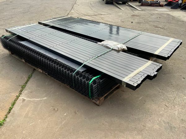 UNUSED V MESH SECURITY FENCING .....223m. 377238125