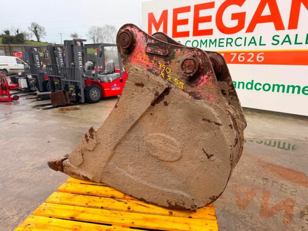 18" DIGGING BUCKET 13 TON .....65MM .....1597T 377238341