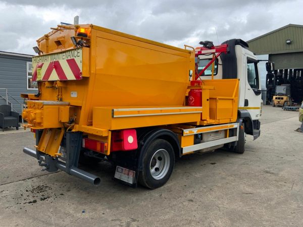 2017 DAF LF150 TWIN COMPARTMENT HOT BOX. 377238347