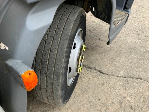 2017 DAF LF150 TWIN COMPARTMENT HOT BOX. 377238365